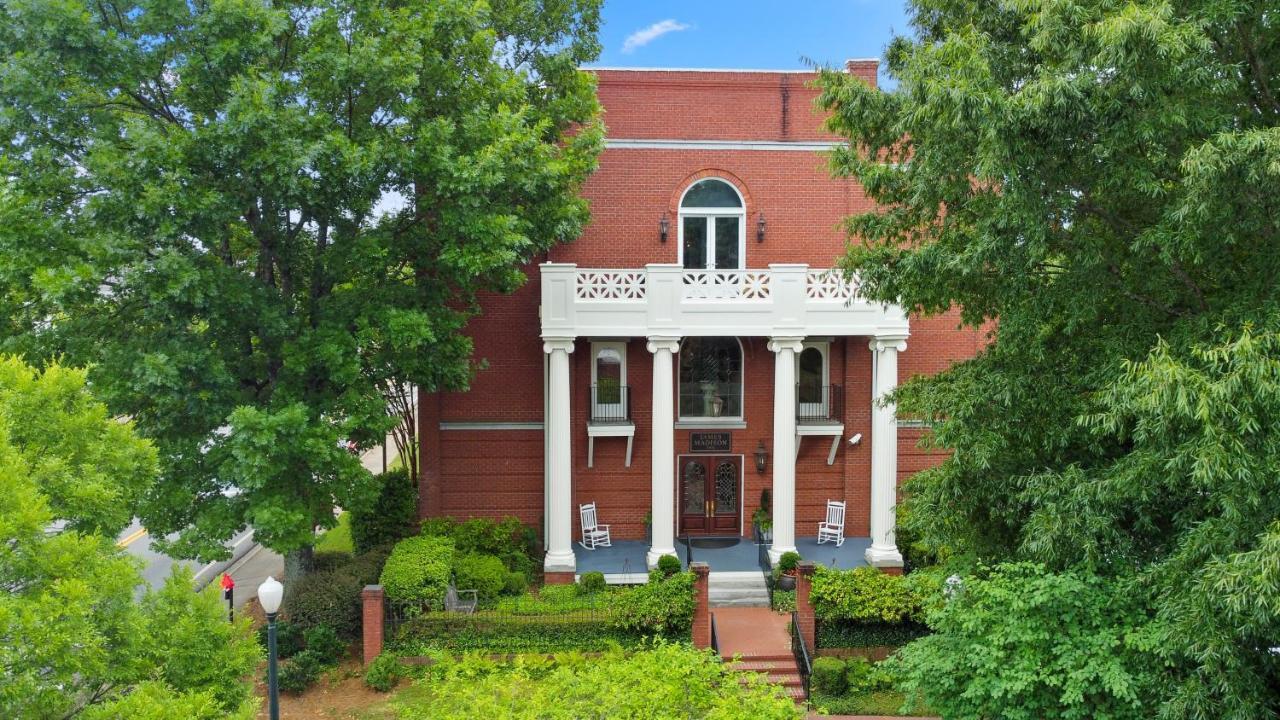 The James Madison Inn エクステリア 写真