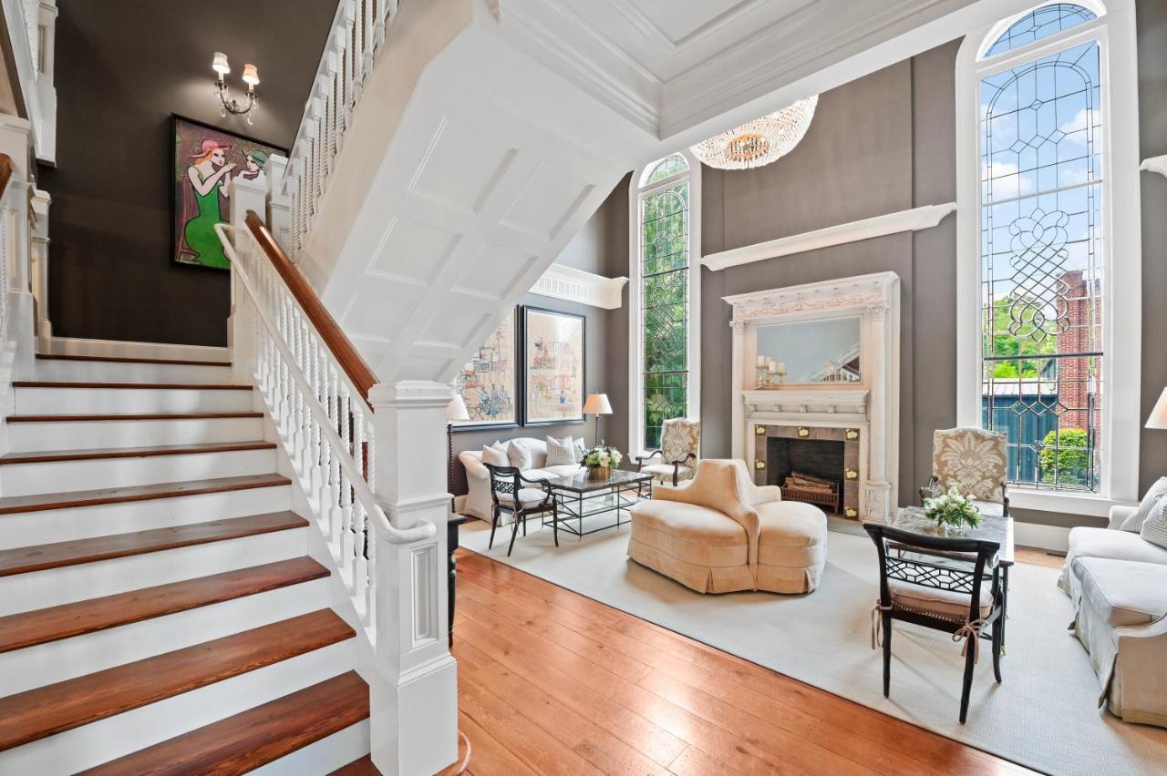 The James Madison Inn エクステリア 写真