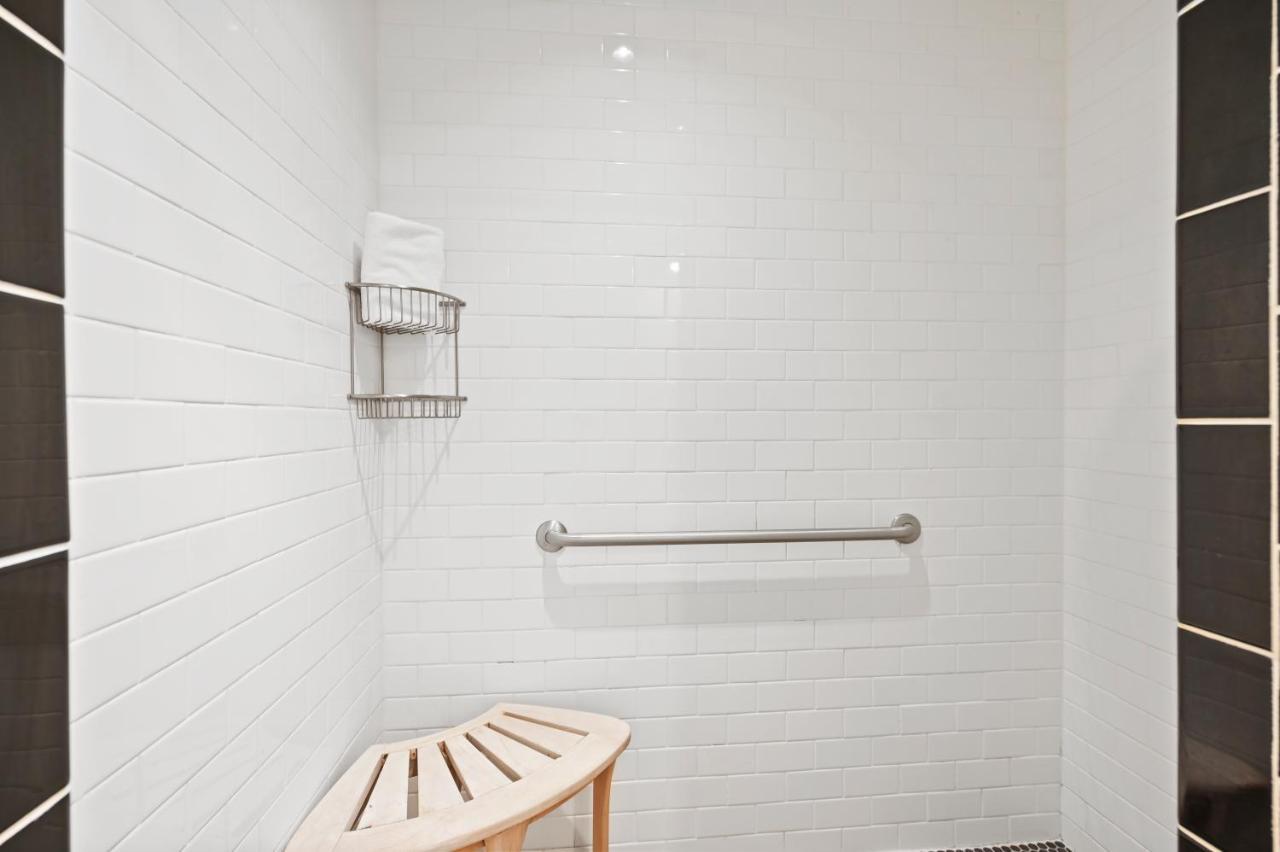 The James Madison Inn エクステリア 写真