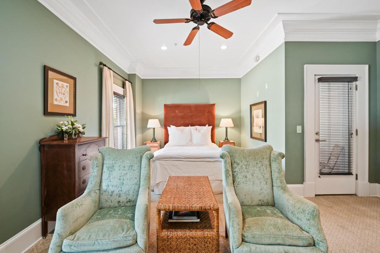 The James Madison Inn エクステリア 写真