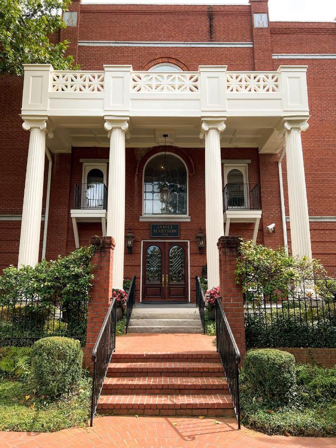 The James Madison Inn エクステリア 写真
